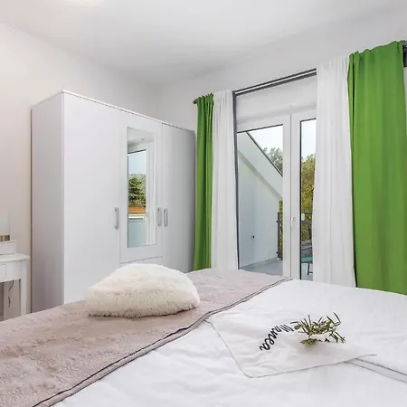 Beautiful In Tribalj With 4 Bedrooms, Sauna And Indoor Swimming Pool